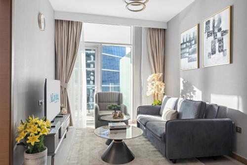 Elegant One-Bedroom Apartment At Missoni Tower with Balcony & Canal Views, Dubaj (zdjęcie 2)