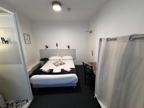 Hôtel L'ESTRAN Room Type - Double Room with Shared Toilet