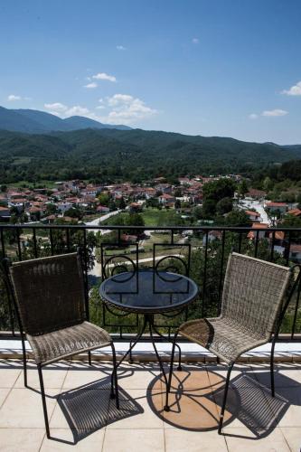 Hotel Nessos in Kariofiton