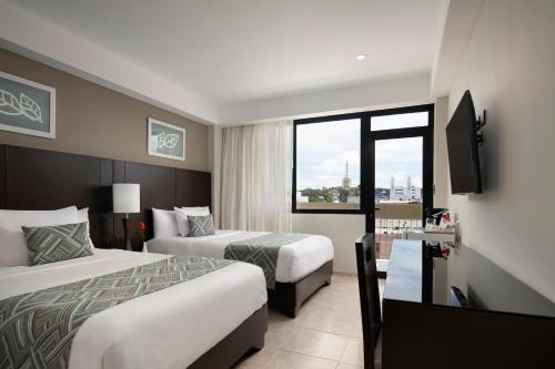 2 double beds