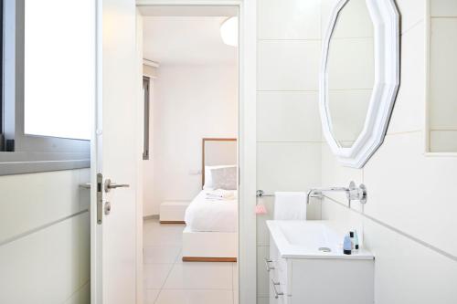 Three-Bedroom Apartment image 10