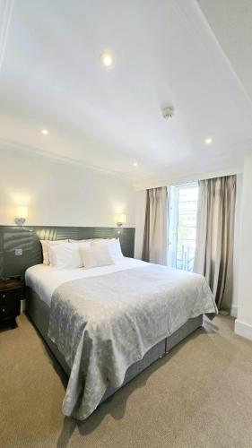 Fountain House - image 7