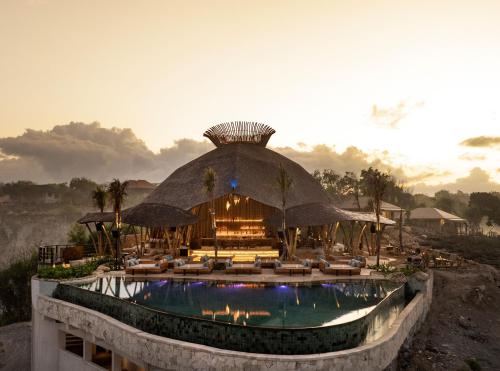 Restaurant, ARNA Suites and Ocean Lounge in Nusa Ceningan