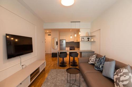 Escapism - Premium 1BR Apartment with Parking, Bucarest