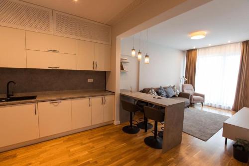 Escapism - Premium 1BR Apartment with Parking, Bucarest (photo 2)