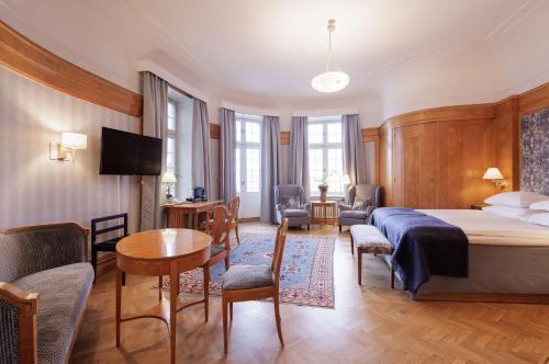 room detail thumbnail 0