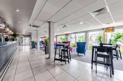 Park Inn by Radisson Peterborough - image 6