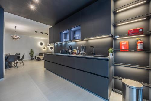 LoftNoir Sliema Spacious & very close to seafront