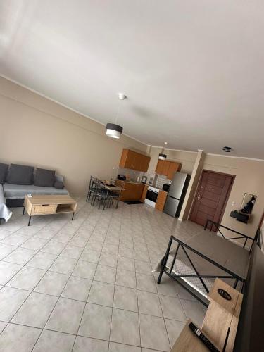 IV studio patras in Terpsi