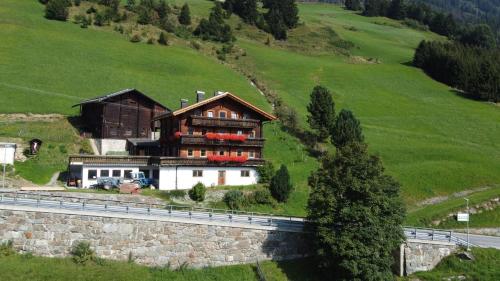 Viesnīcas āriene, Haus Oschtna in St. Veit Im Defereggental