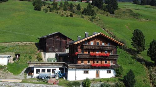 Haus Oschtna in Sankt Veit in Defereggen, Österreich
