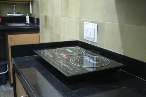 Fostel- The Fort Hostel near สนามกีฬาวังเฮดิ