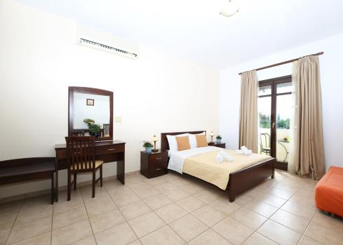 Palirria Hotel & Studios - image 8