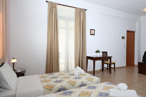 Palirria Hotel & Studios - image 9
