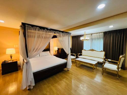 อาร์โซ โฮเทล มะนิลา (Arzo Hotel Manila) in เอร์มิตา