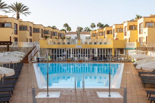 Svømmebasseng, Apartamentos Maxorata Beach in Corralejo