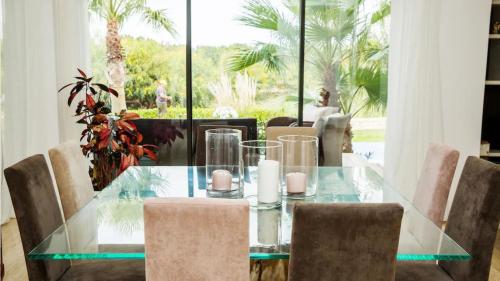 Iekārtas, Villa luxeuse et climatisee sur le golf, piscine chauffee in Diabat