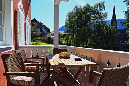 Two-Bedroom Apartment with Balcony