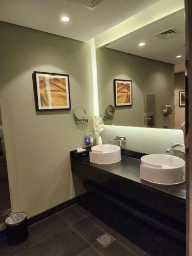 Cozy Hideaway-Damac Cour Jardin near Dubai Mall, Dubaj (zdjęcie 8)