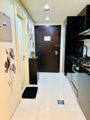 Cozy Hideaway-Damac Cour Jardin near Dubai Mall, Dubaj (zdjęcie 10)
