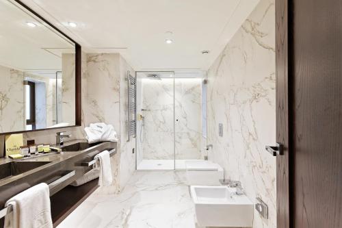 602922810 Claridge Madrid