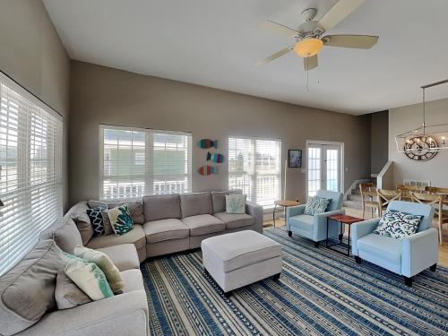 Exterior view, Seahawk South A in Fort Morgan