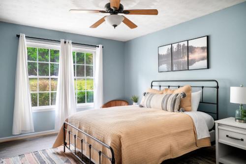 Modern decor, Hot Tub, Fire Pit & River Access!, Luray (fotografie 3)