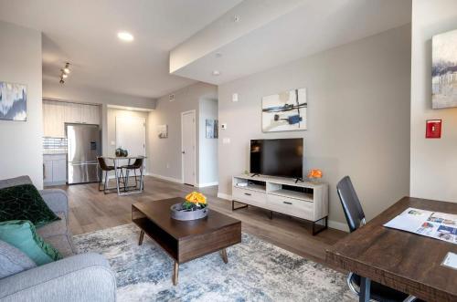 Luxury Apt On Harbor - ESC-1058 Luxury Apt On Harbor - ESC-1058