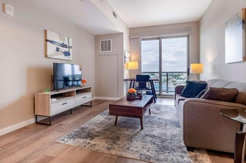 Luxury Apt On Harbor - ESC-1058 Luxury Apt On Harbor - ESC-1058