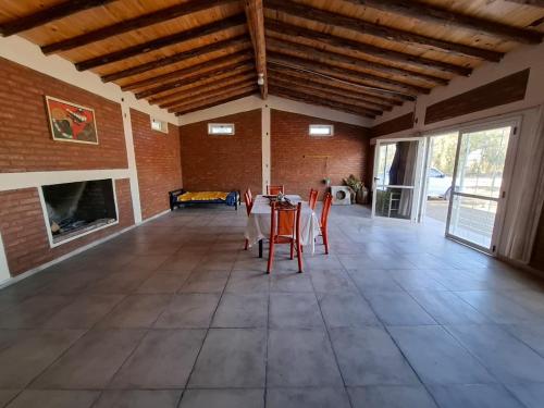 Sol y Sombra - Cabaña - Zonda - San Juan (Sol y Sombra - Cabana - Zonda - San Juan) in Villa Tacú