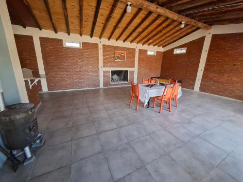 Sol y Sombra - Cabaña - Zonda - San Juan (Sol y Sombra - Cabana - Zonda - San Juan) in Villa Tacú