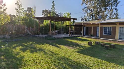 Sol y Sombra - Cabaña - Zonda - San Juan (Sol y Sombra - Cabana - Zonda - San Juan) in Villa Tacú