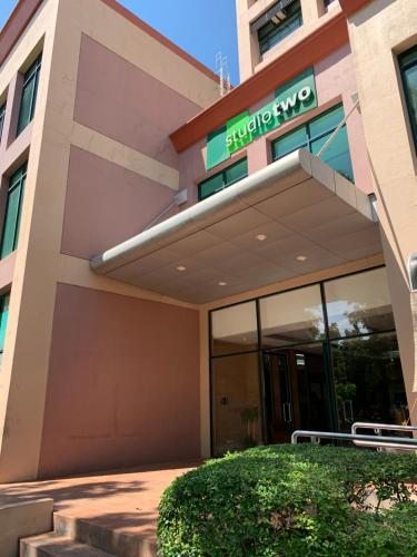 Bachelor's Crib 2 - Alabang - Quality Cheap WIFI Bachelor's Crib 2 - Alabang - Quality Cheap WIFI