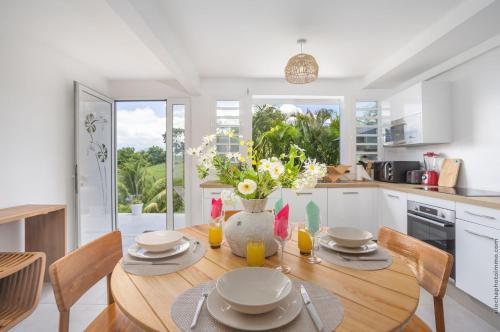Le Carbet des Anges - Villa avec piscine in เลอการ์เบ