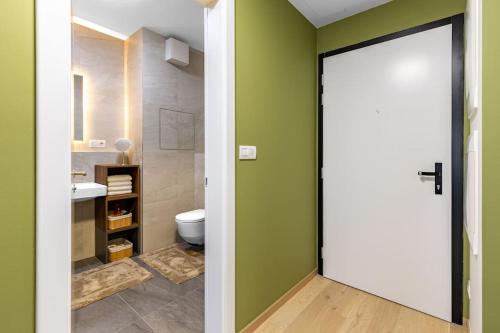 BNB Zwirn Comfort Suite with Balcony, Bratislava (fotografie 10)