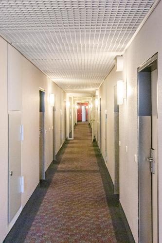 Nähe Frankfurt Messe mit Netflix und Balkon, Франкфурт-на-Майне (фото 8)