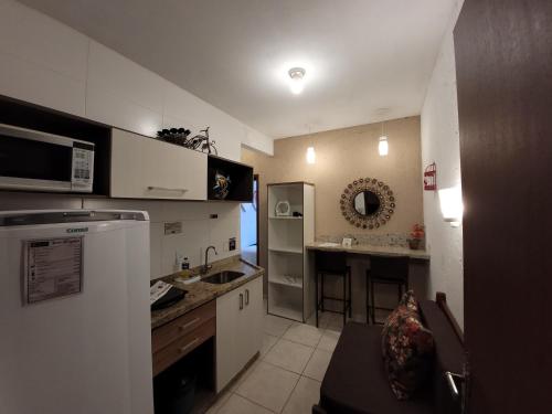 One-Bedroom Apartment image 4