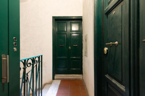 Trevi Apartment, Rome (photo 3)