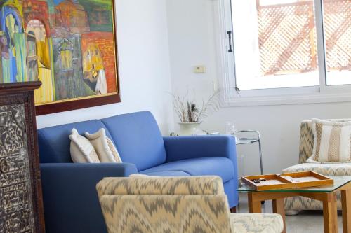 Meneou Beachfront Villa Sunset - image 10