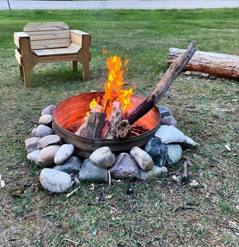 TeePee Room 6- Newly Renovated