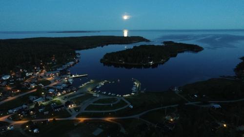 Hotell Mellanfjärden - image 7
