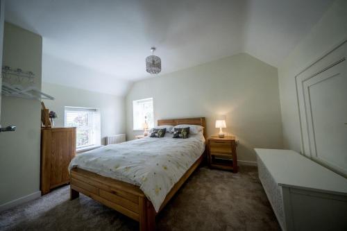 City of Derry Farmhouse Country Retreat in Ardmore