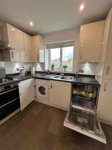 Nice house close to the city centre and stadium, Manchester (photo 8)