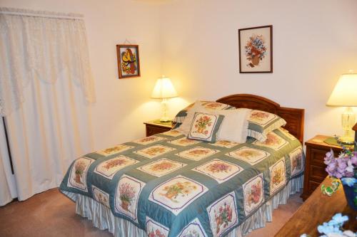 23 Tomisa Lane 23 Tomisa Lane