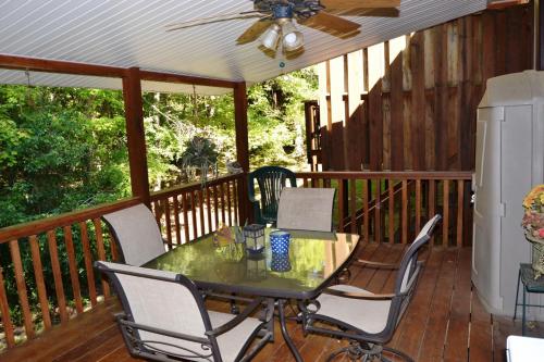 23 Tomisa Lane 23 Tomisa Lane