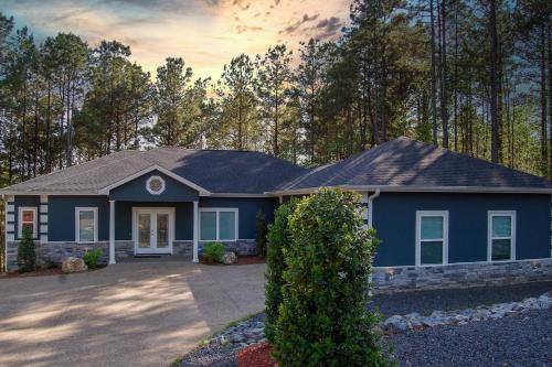 73 Panorama Drive in Hot Springs Village, USA