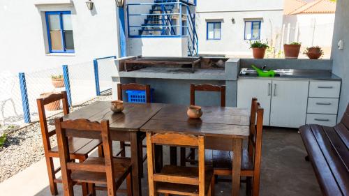 Departamentos La Justina in กาฟายาเค โตลอมบอง