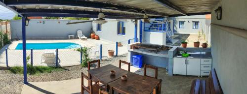 Departamentos La Justina in กาฟายาเค โตลอมบอง