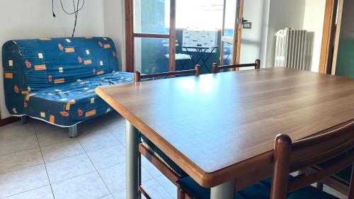 P026 - Porto Recanati, trilocale vista mare a 100mt dalla spiaggia