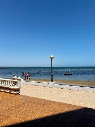 Strand, Apartamento Mar Menor - Beachfront apartment with large patio - Licence No VVMU2814-1 in Los Urrutias